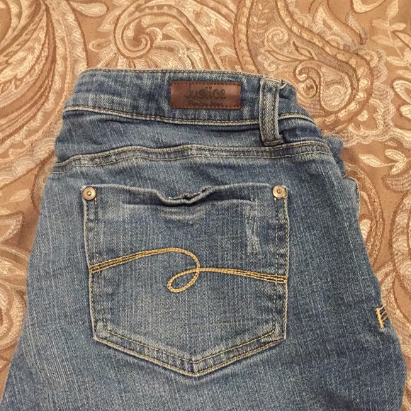Justice rolled sewn cuff shorts 16 1/2 - Picture 6 of 7